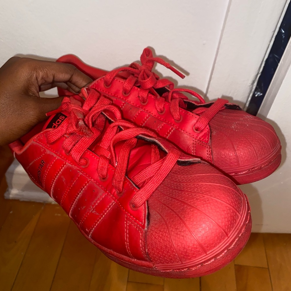 Adidas superstar shoes